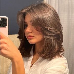 Meet your Posher, Lea